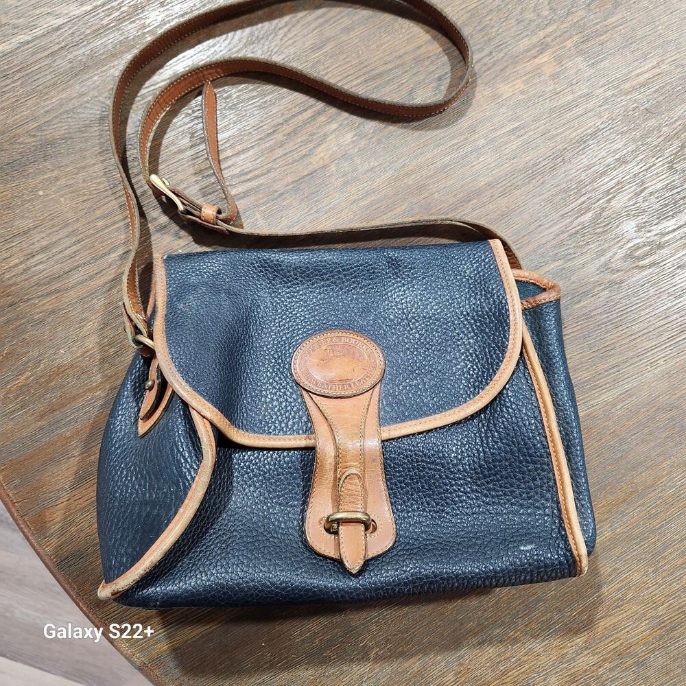 Vintage Dooney  & Bourke‎ Navy Tan Pebbled Leather Medium Essex Crossbody Bag